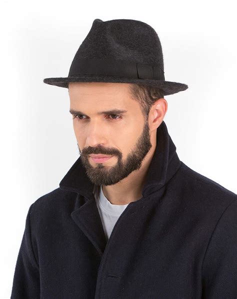 Cappello Uomo .